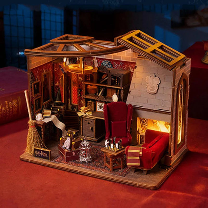 DIY Wooden Miniature Model Kit Gryffindorr Common Room 3D Puzzle Doll Houses With Furniture Lights for Friends Birthday Gifts