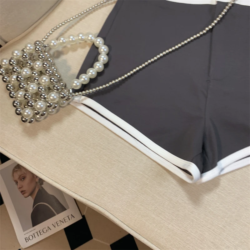 New Fashion Black White Patchwork High Waist Wrap Hip A-line Shorts Women Summer Gray Casual Wide-leg Short Pant Trend Popular