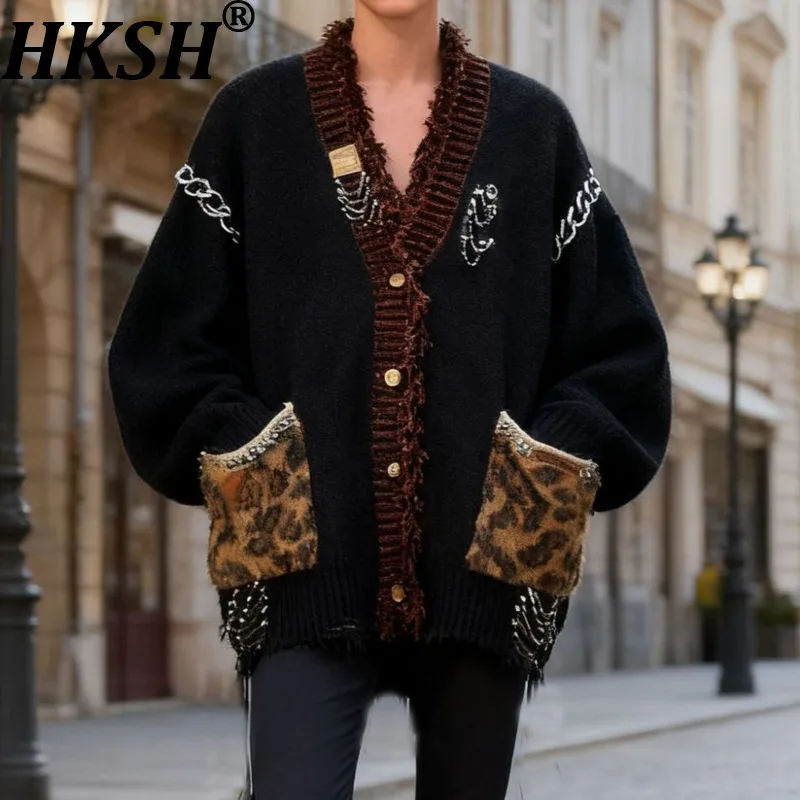 

HKSH Autumn Winter New Women's Sweater V-neck Single Breasted Patchwork Pockets Diamonds Contrast Color Knitted Cardigan HK15230