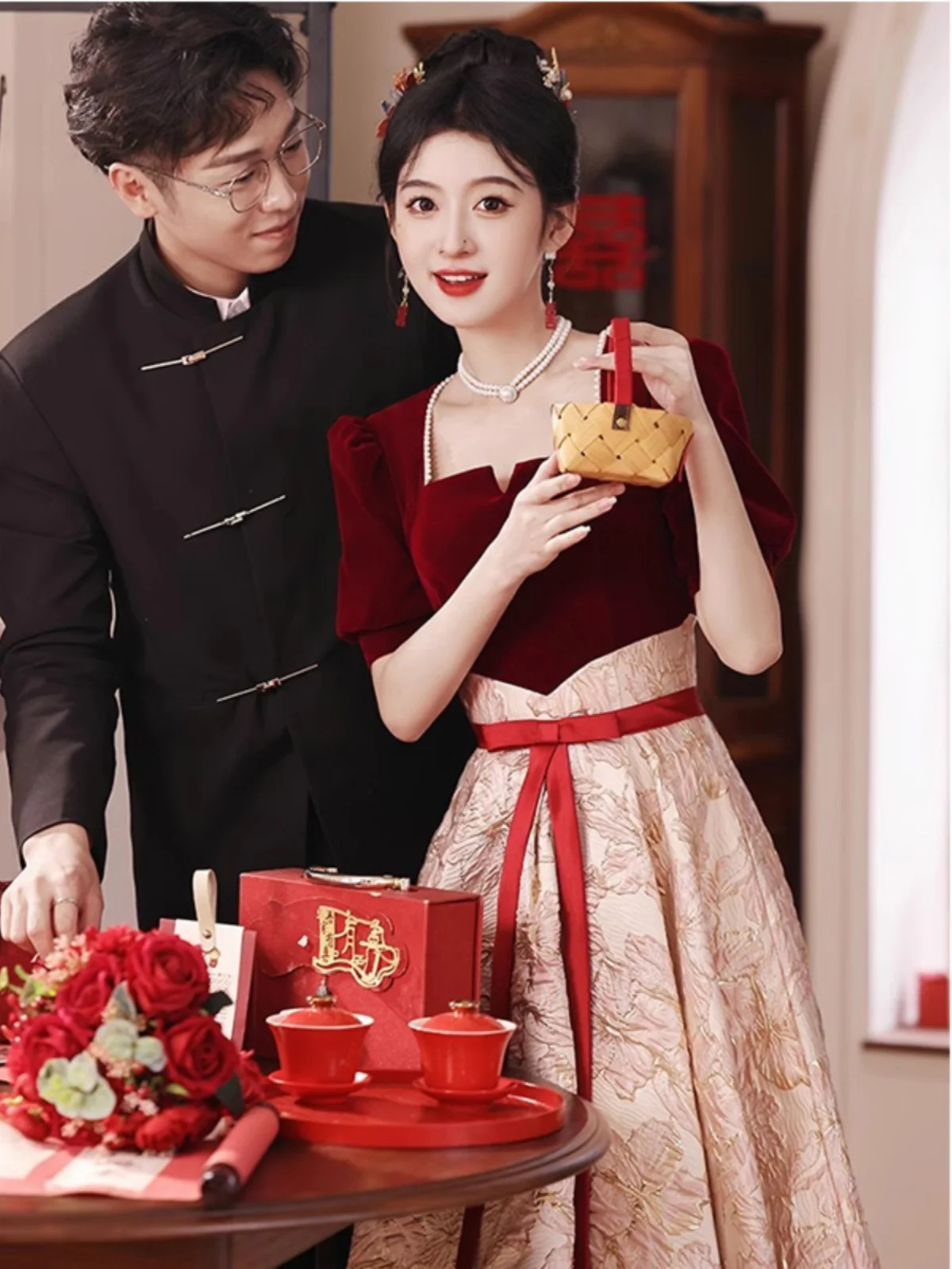 

Red Velvet Long Sve Wedding Dr Women's Ele Evening Gown for Engagement And Banquet Simple A-Line Silhouette U-Ne