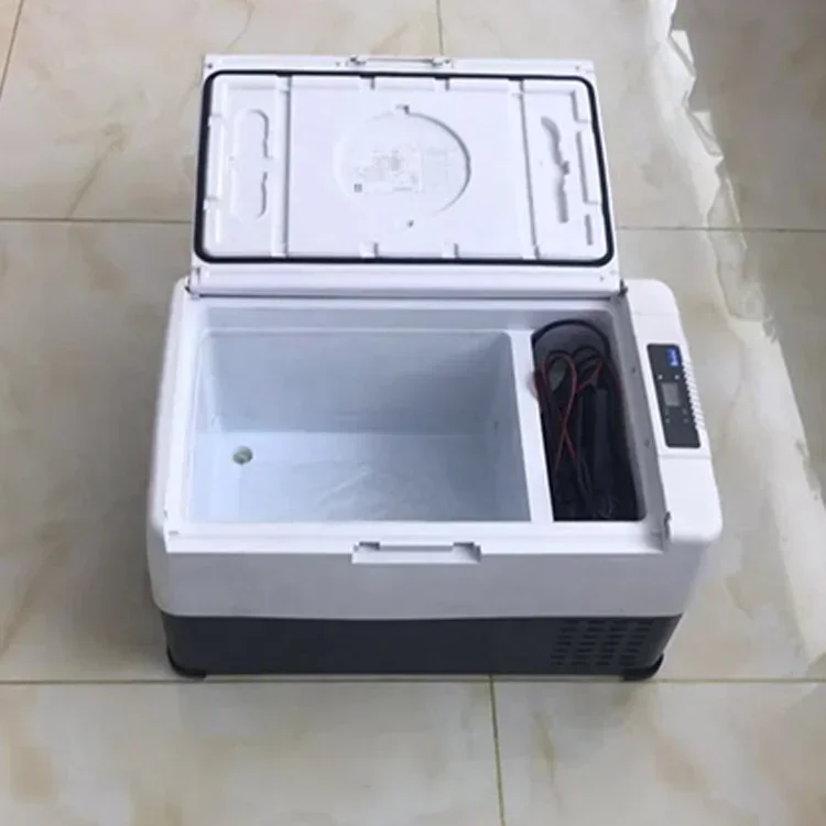 Portable mini 12 V refrigerator compressor fridge freezer