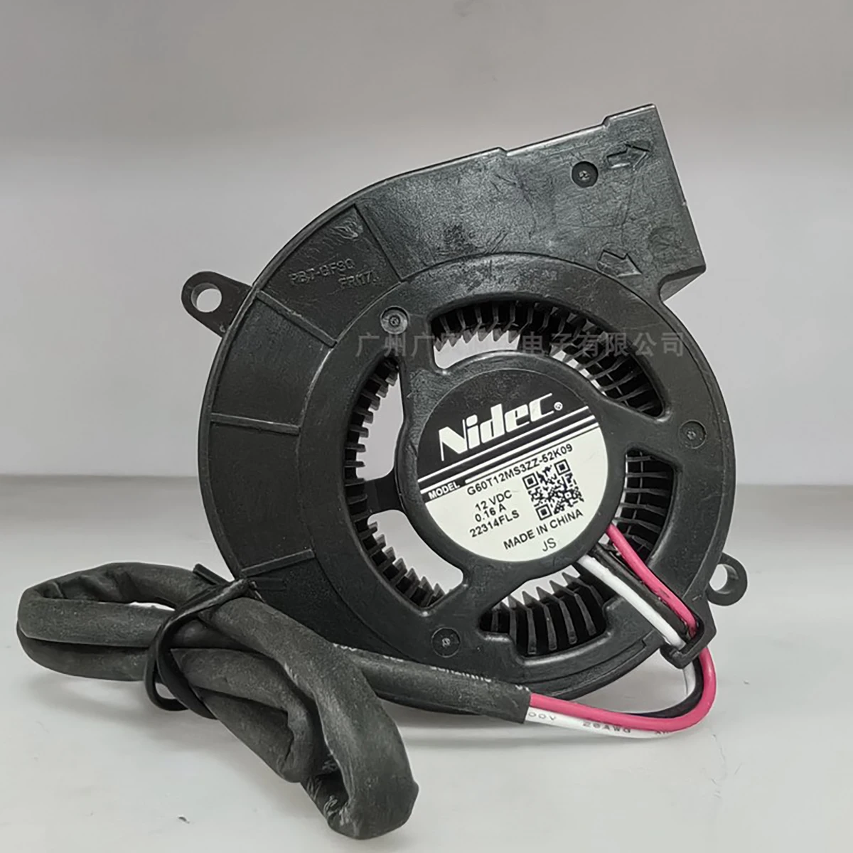 

NIDEC G60T12MS3ZZ-52K09 12 В 0,16 А 6025 Турбодувод