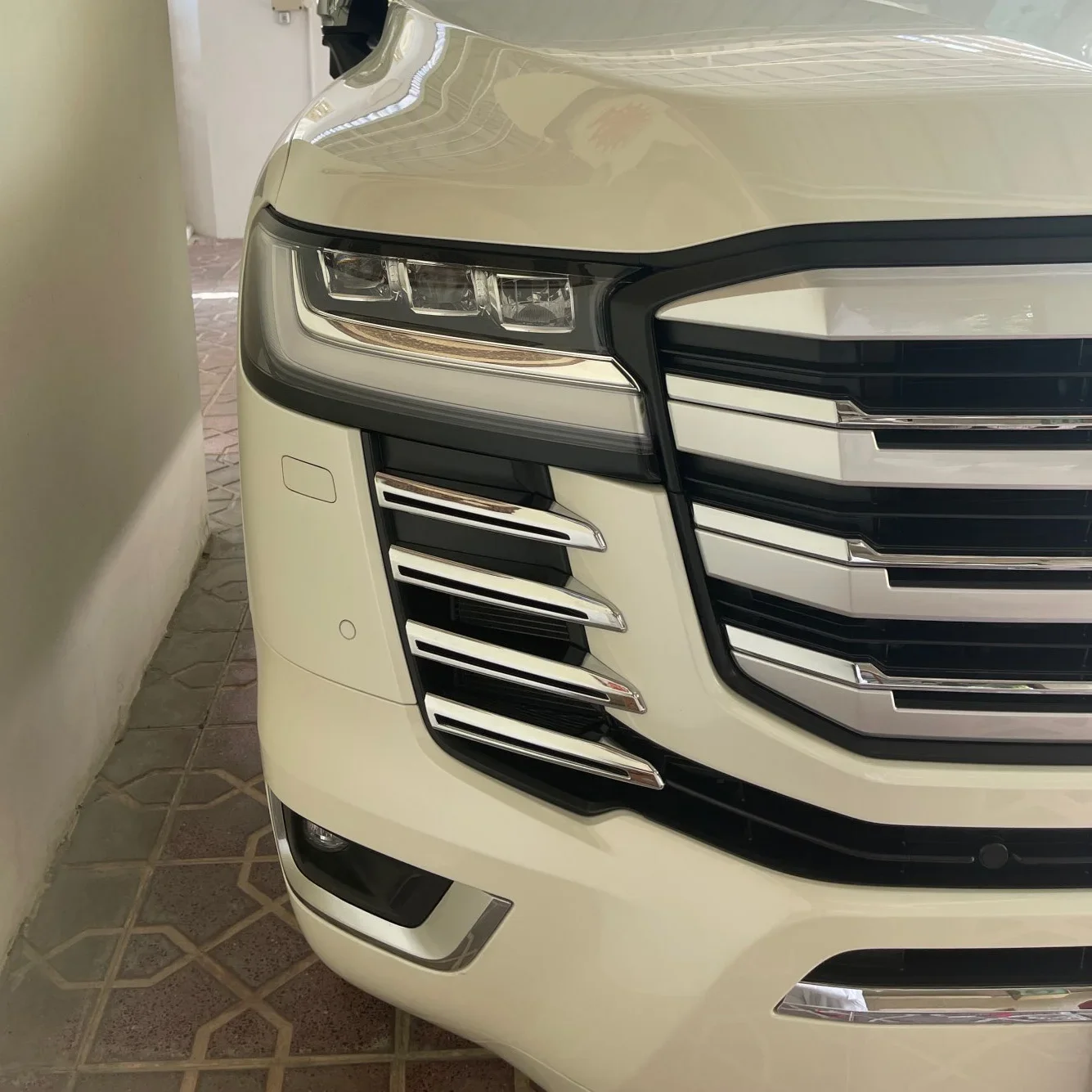 8Pcs Chrome Front Grille Bumper Guard Styling Trim Covers  for   Land Cruiser 300 2021 2022 LC300