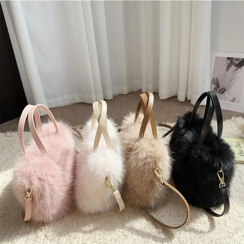 Luxury Design Artificial Natural Fur Women's Tote Bag Winter Soft Fluffy Large Capacity Tote Bag Shopping Bag Long Strap