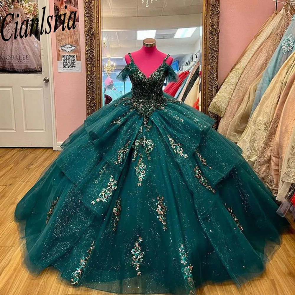 

Изумрудно-зеленые платья Quinceanera для милых 15 лет сексуальное с открытыми плечами Пышное Бальное платье женские платья