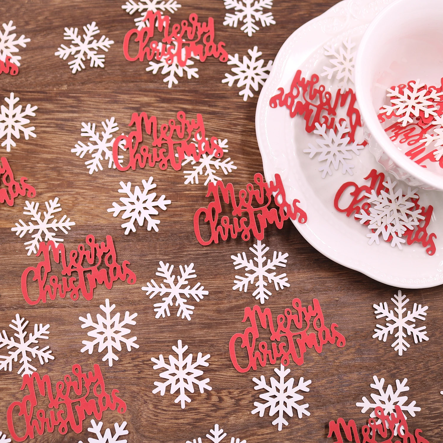 100 Stück Weihnachtsfeier-Konfetti, Frohe Weihnachten Schneeflocken-Konfetti, Winter-Weihnachts- und Neujahrsparty-Desktop-Dekoration