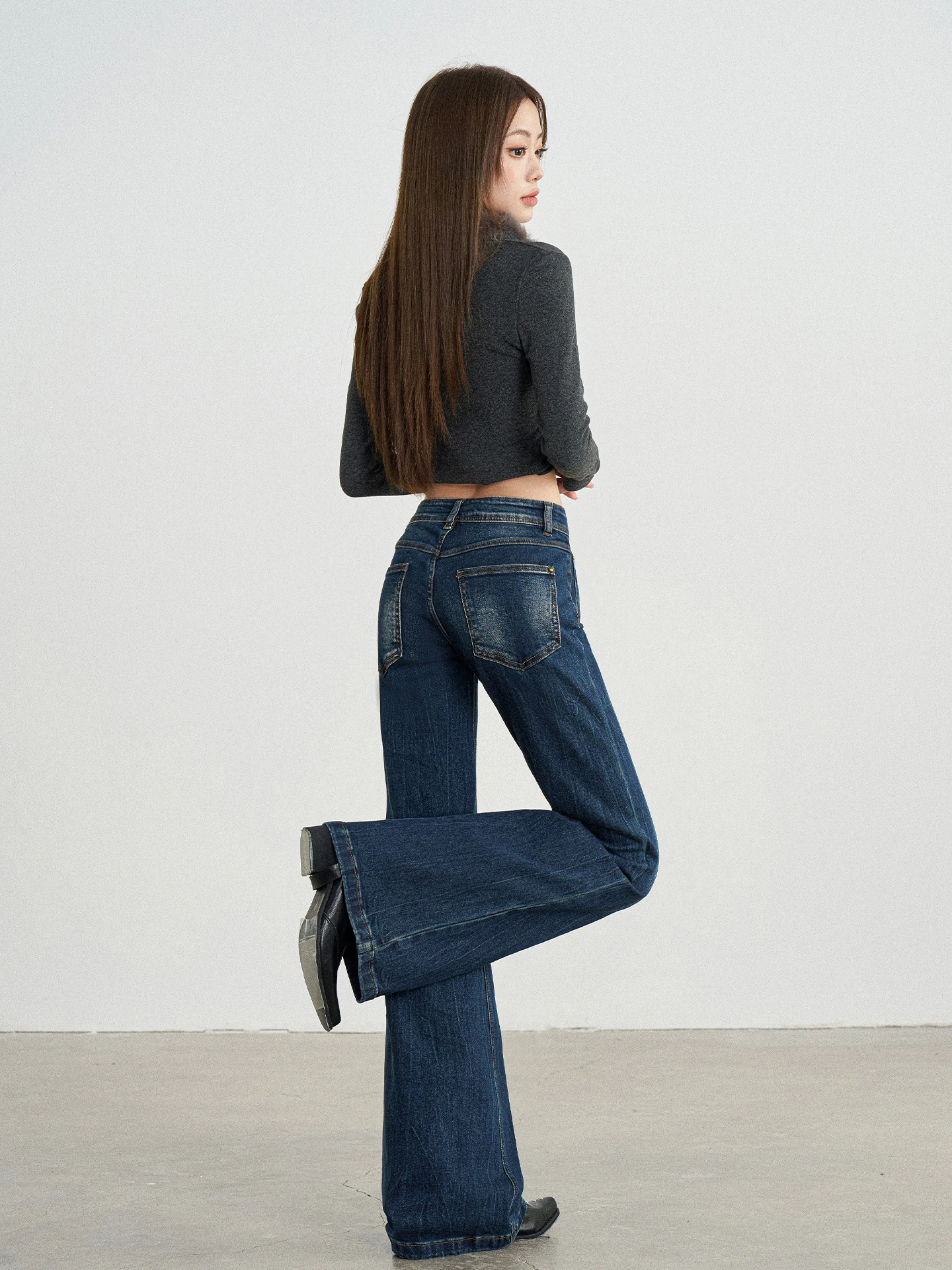 Deep Blue Supermodel Women's Low Waist Slim Fit Jeans Retro American Style Sexy Girl Low Waist Bell Bottoms TGXQ 2026 New Arr...