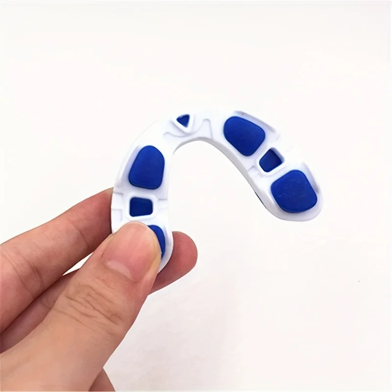 4 قطع من واقي أسنان فنون الدفاع عن النفس - مناسبة للملاكمة والتايكوندو والرياضات القتالية، خاصة للتدريب والمنافسة