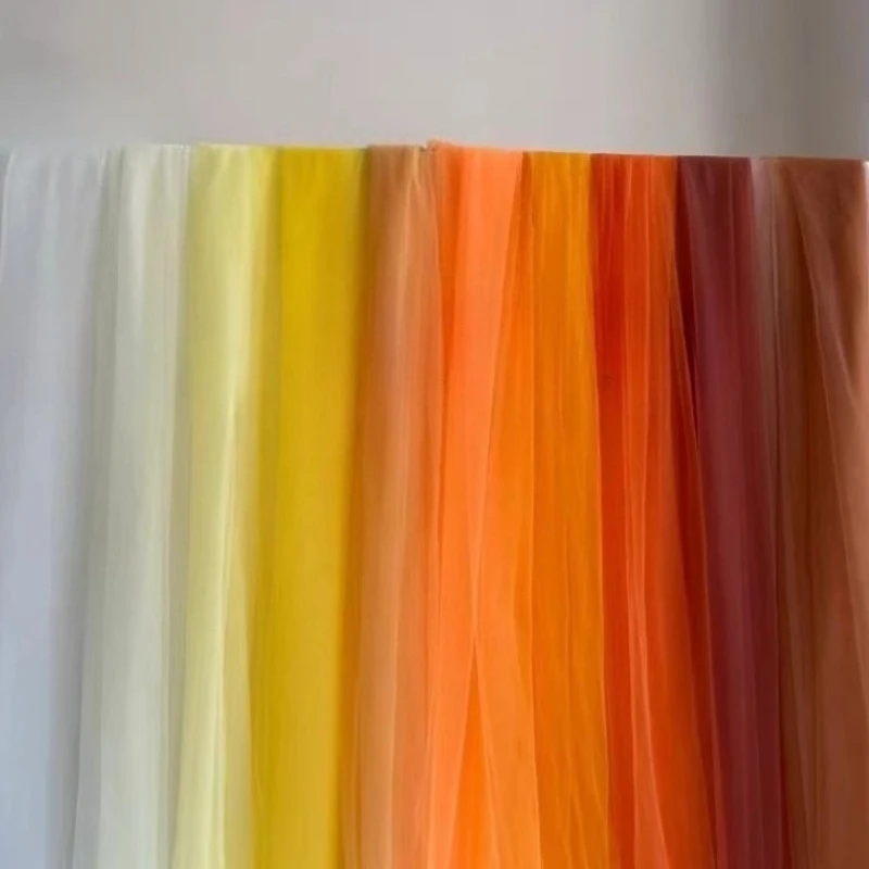 

10-метровая оранжевая сетчатая тюлевая ткань для декора свадеб, коридоров отелей, арок на дни рождения, потолочных фонов и других мероприятий