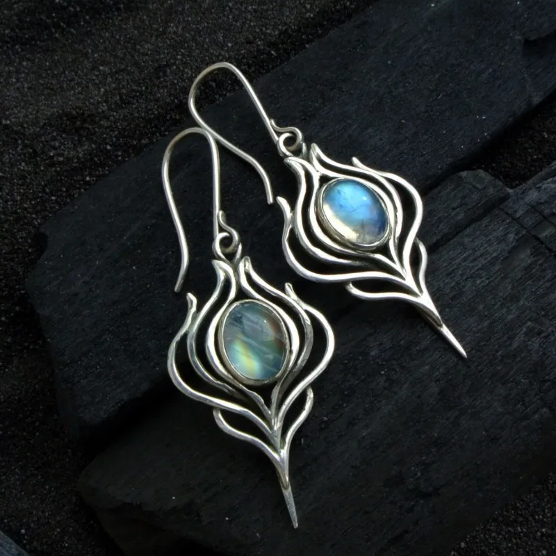 Ethnische ovale eingelegte Imitation Türkis Ohrringe Vintage Silber Farbe Metall Schnitzerei Muster baumelnde Ohrringe für Frauen Schmuck