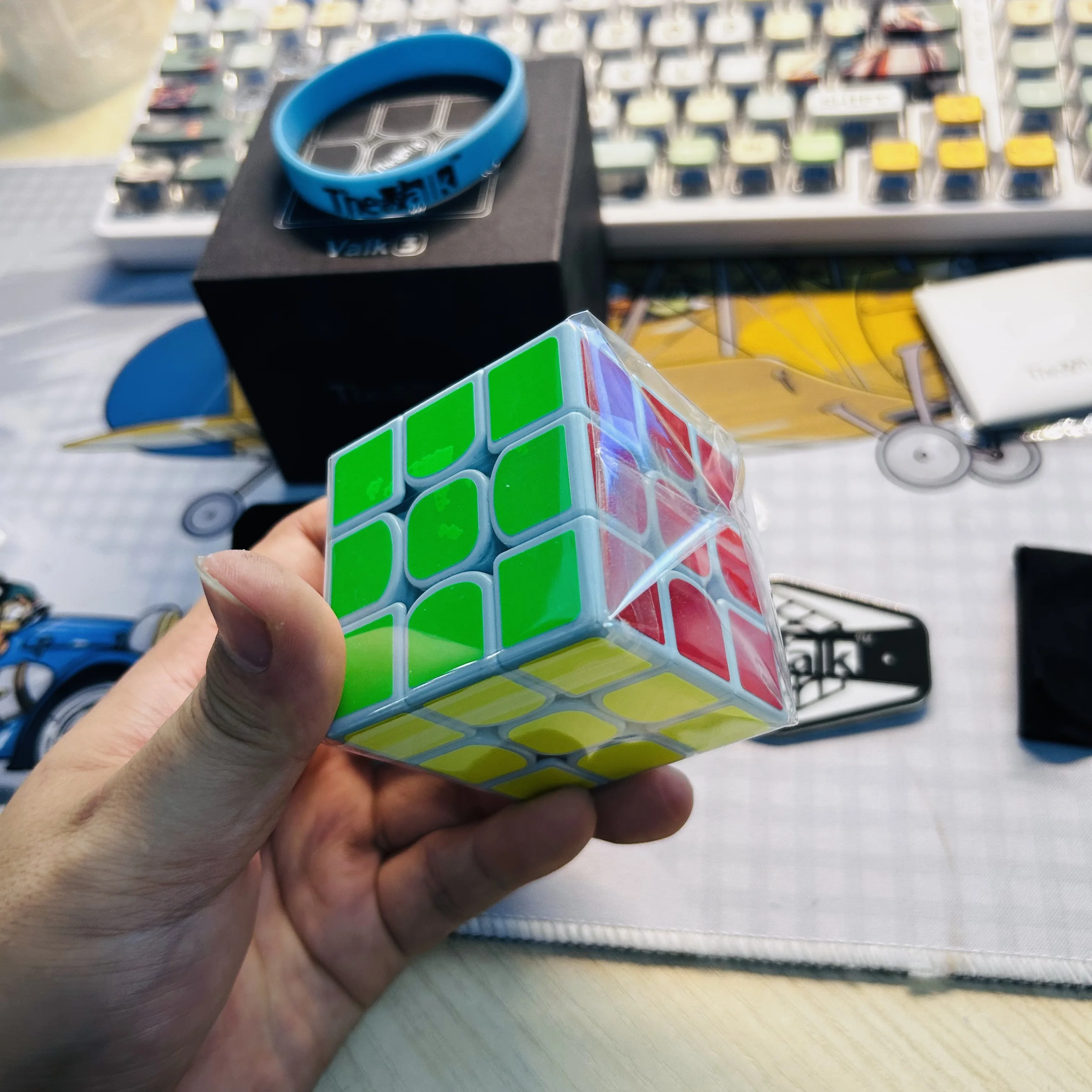 QiYi Cube Valk 3 Blue 3x3 Cube Limited Edition Cube Professional SpeedCube for Competition and Practice 3x3x3 Magic Cubo