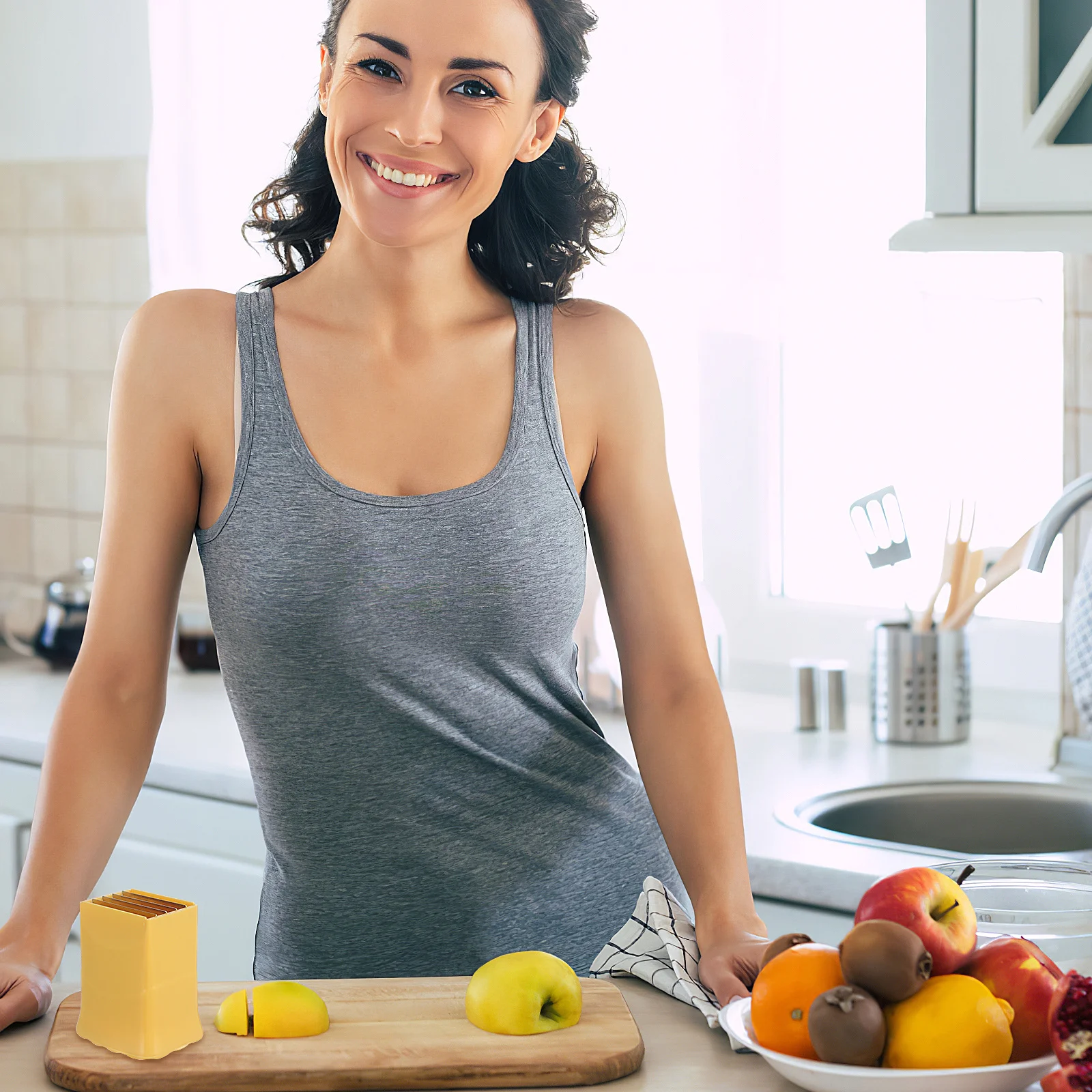 

2Pcs Fruit Slicer Stainless Steel Plastic Household Cutter Protective Cover Kitchen Tool Manual Handheld for Onion Potato Banana