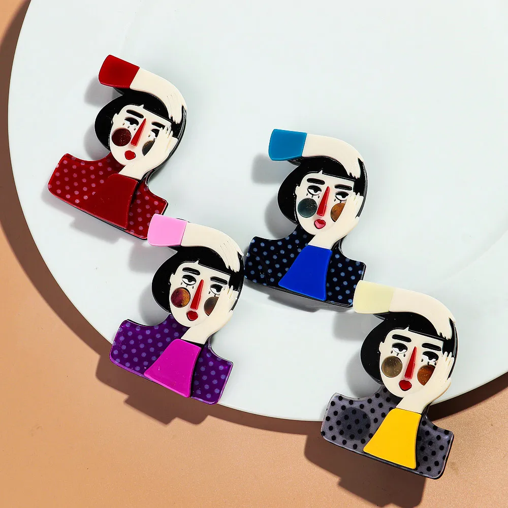 New Acrylic Funny Girl Brooches for Women 4-Colors Cute Cartoon Lady Figure Badges Pin Fashion Jewelry Clothes Accessories Gift