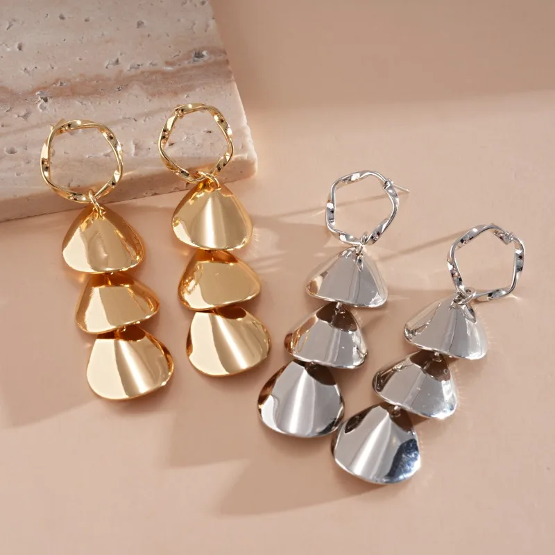 Gold Color Water Drop Tassel Hoop Earrings for Women Men Trendy Punk Layered Petal Ear Buckles Fashion Daily Party Jewelry K