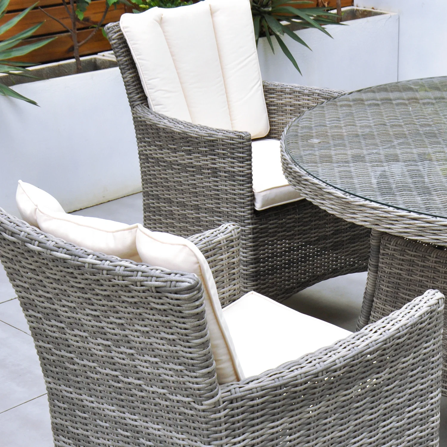 Nordic outdoor balcony courtyard open-air villa garden bed and breakfast waterproof sunscreen tables and chairs