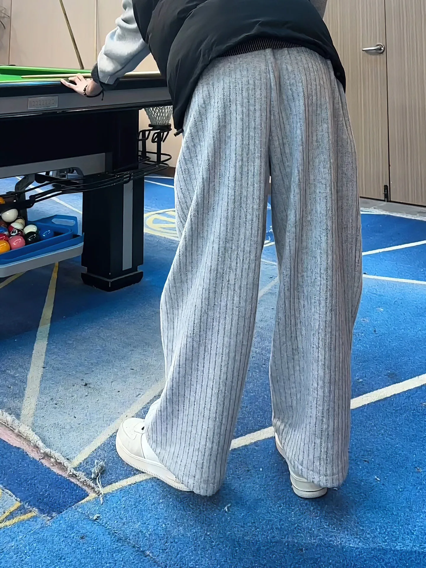 

ay Striped Men's Straight Leg Sweatpants Winter American Retro Woolen Fce Lined Loose Casual Trousers