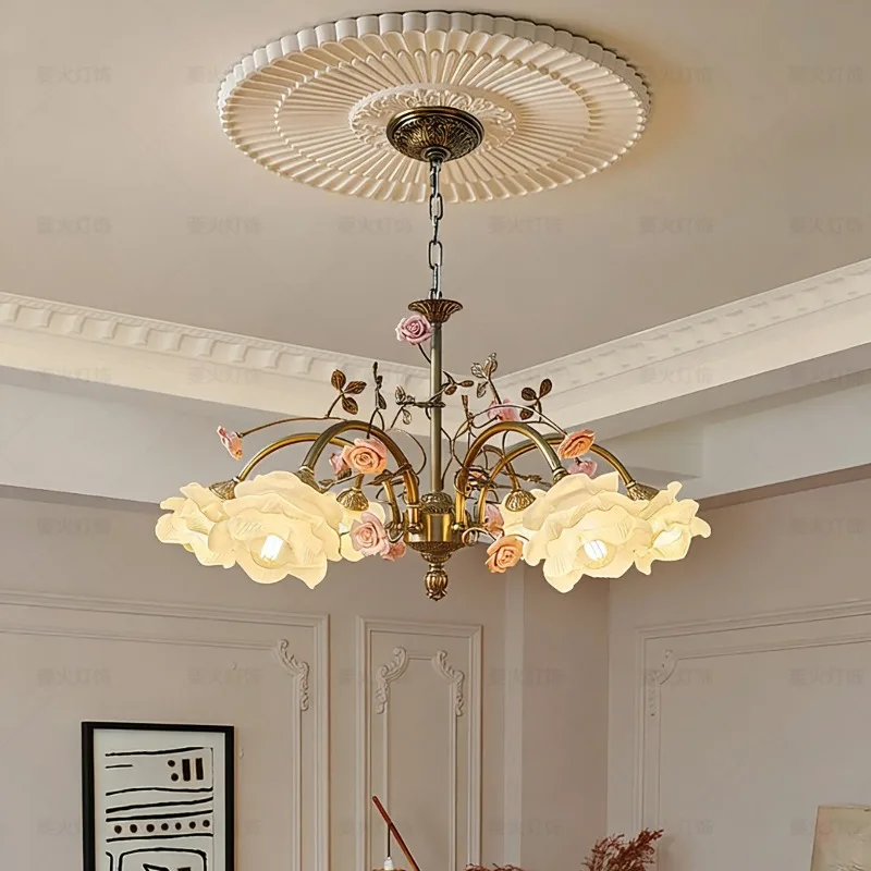 

French classical brass chandelier retro pastoral flower light luxury living room main light American medieval bedroom dining