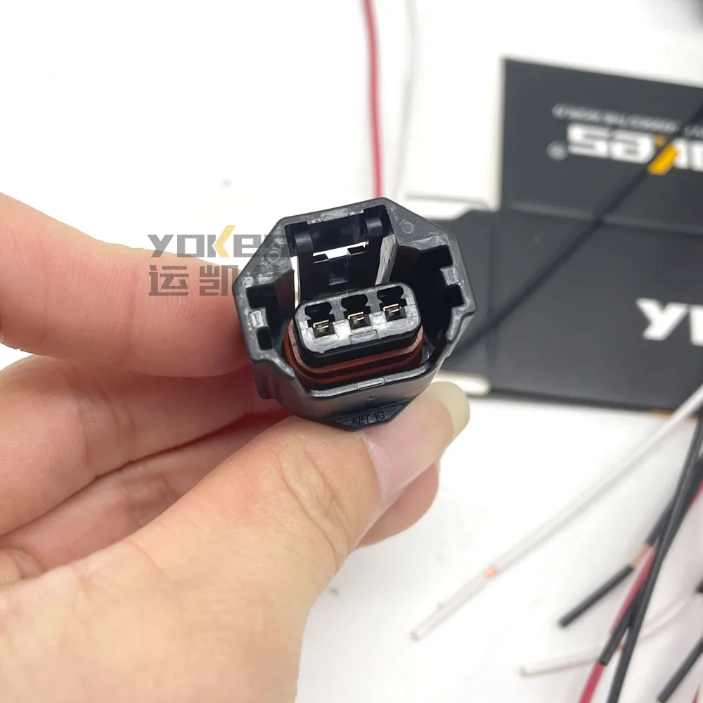 3pin Pressure Sensor Switch Plug Connector ZX200 ZX210 ZX230