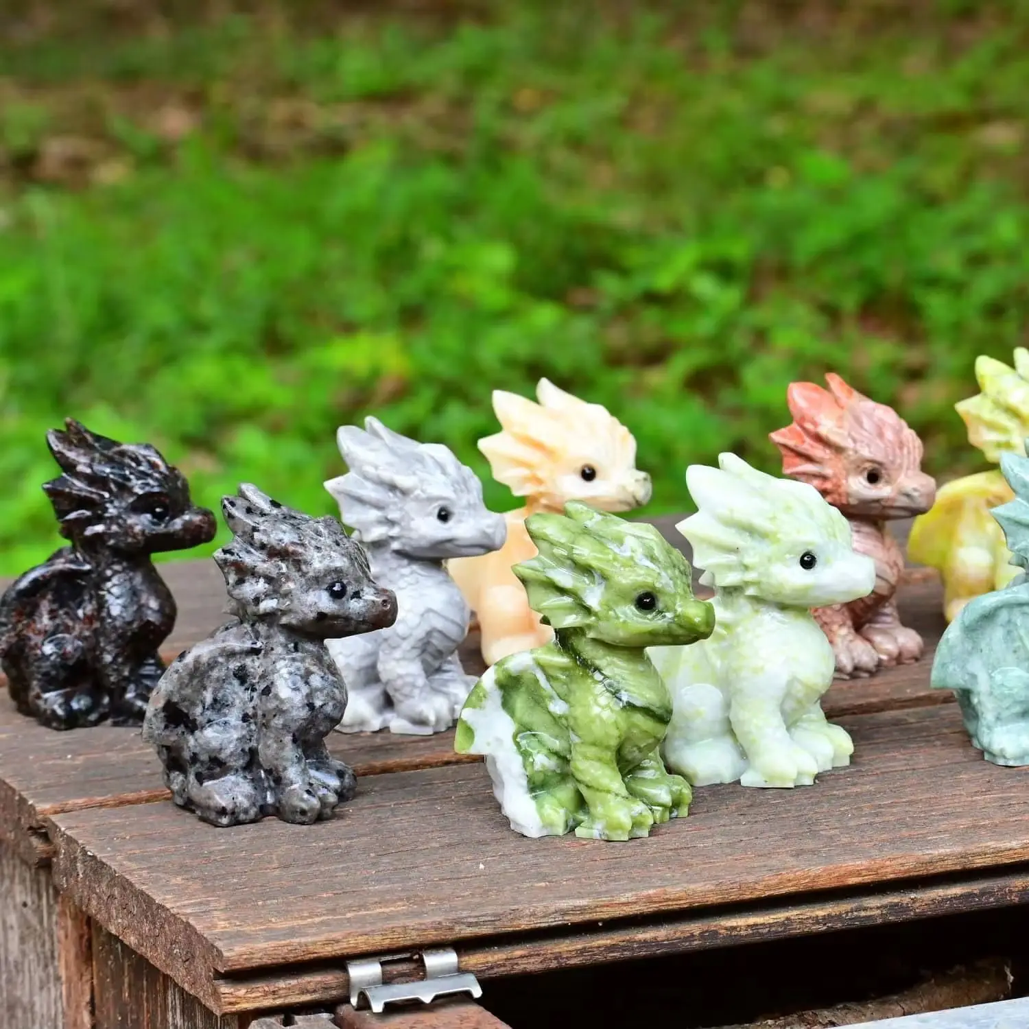 Natural Yooperlite Flying Dragon Carving UV Reactive Fluorescent Crystal Figurine Reiki Healing Altar Home Decor Gift