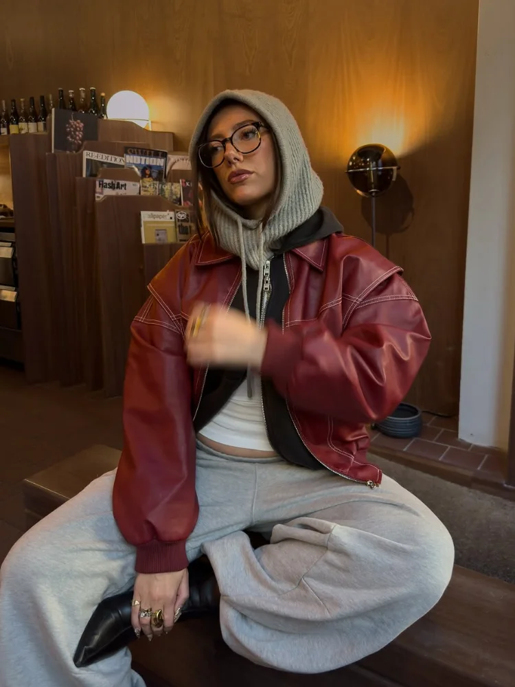 

Fashion Women's Red Leather Jackets 2025 New Bomber Style Street Zipper Coats Chic Autumn Long Sleeve Loose Fit Lady Outerwears