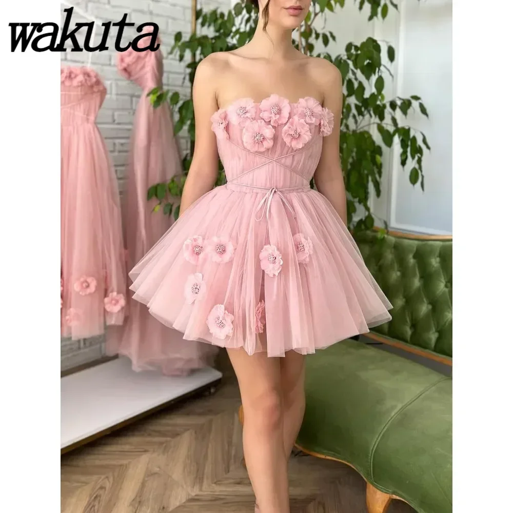 

Wakuta Strapless Tulle Short Homecoming Dress for Teens Flowers Appliques A Line Cocktail Party Gowns vestidos de fiesta cortos