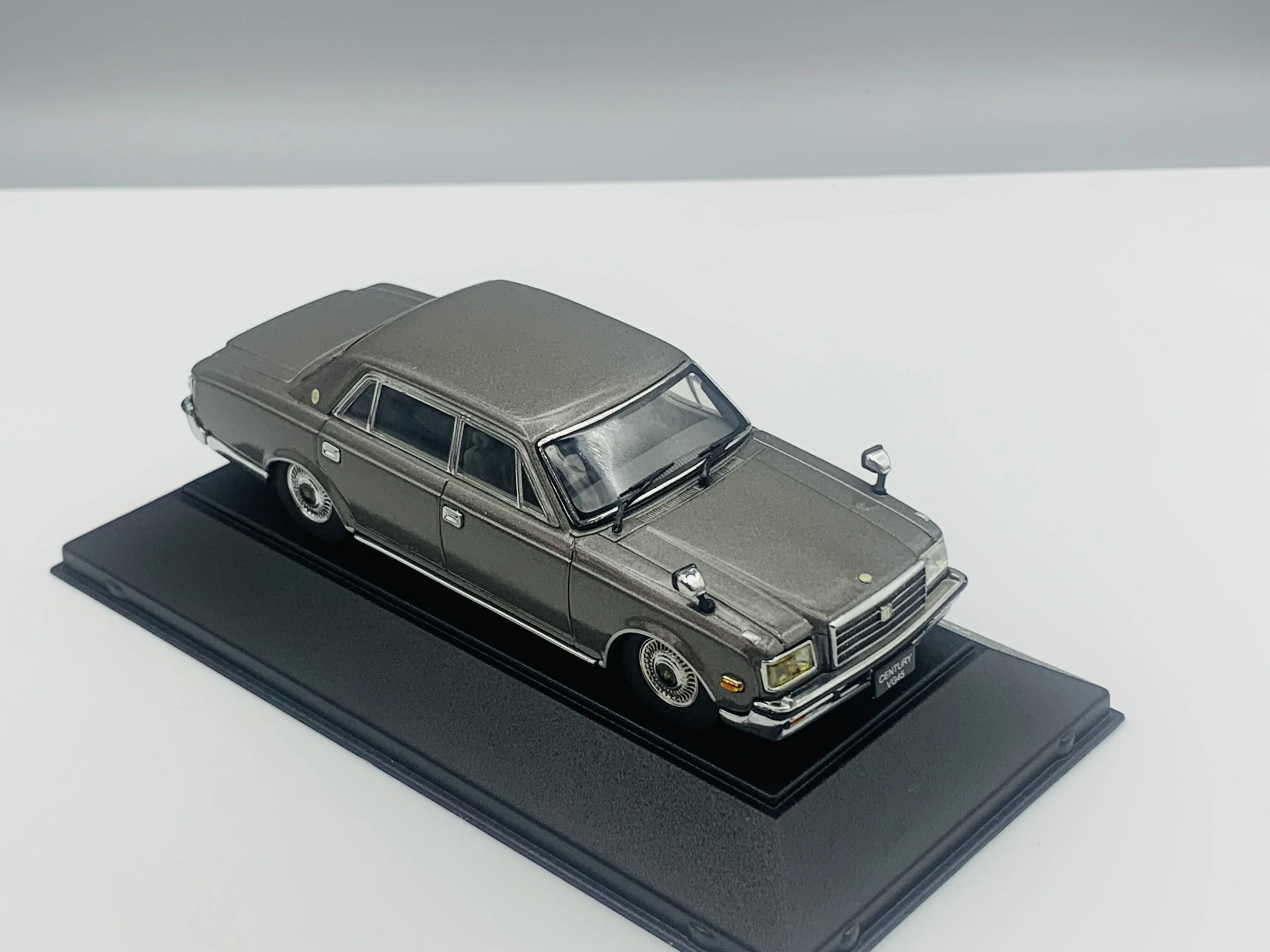 Modelo De Coche De Aleación Tosa Century Vg45 A Escala 1:43 — -12%, 18.74€ Coupon, from 137.39€ – 12% descuento – €137.39