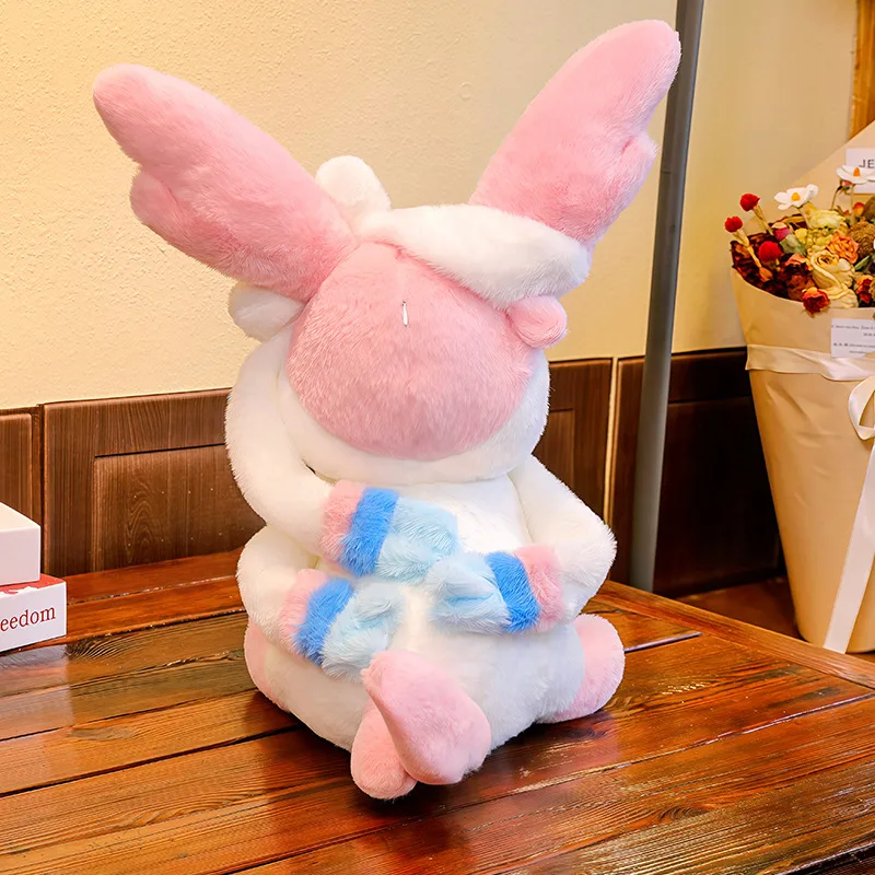 Sylveon Plüschtier in sitzender Pose, kuschelig weich, flauschig, Anime-Puppe im japanischen Stil, Dekokissen für Sofa, Bett, Heimdekoration, Geschenke – Detail 22