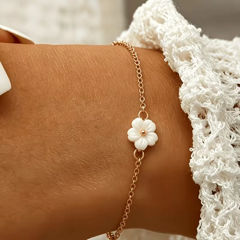 Romantic Flower Shell Pendant Charm Bracelets Stainless Sweet And Cute White Peach Blossom Summer Holiday Ladies Elegant Jewelry