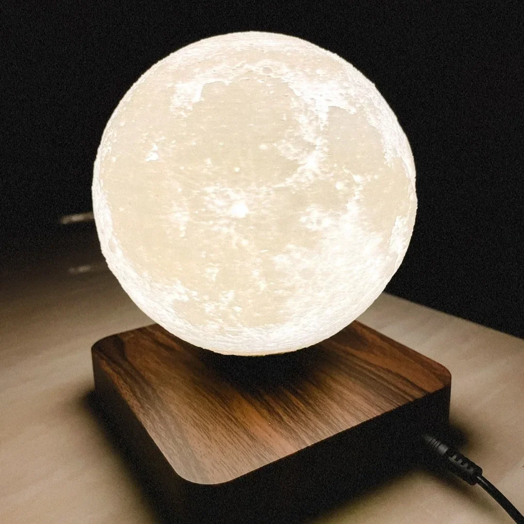 Amazon Hot Selling Item Magnetic Levitating Moon Lamp Touchswitch Table Lamp LED Light