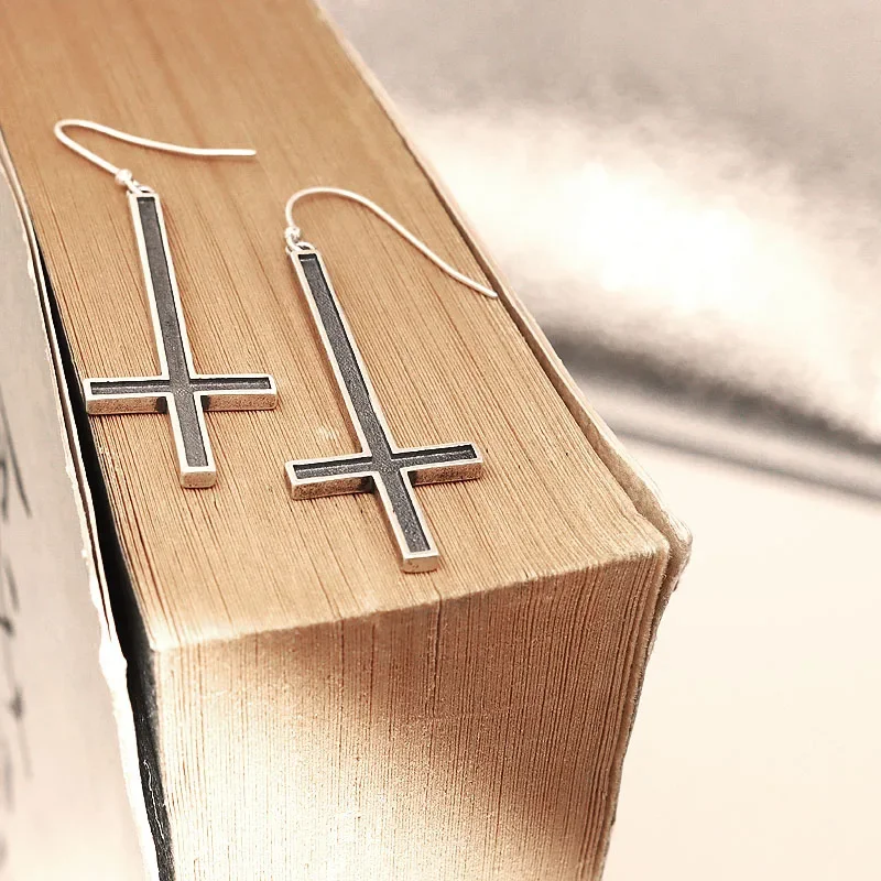 High Quality Metal Satanic Inverted Cross Drop Earrings Devil Lucifer Satanic Amulet Jewelry