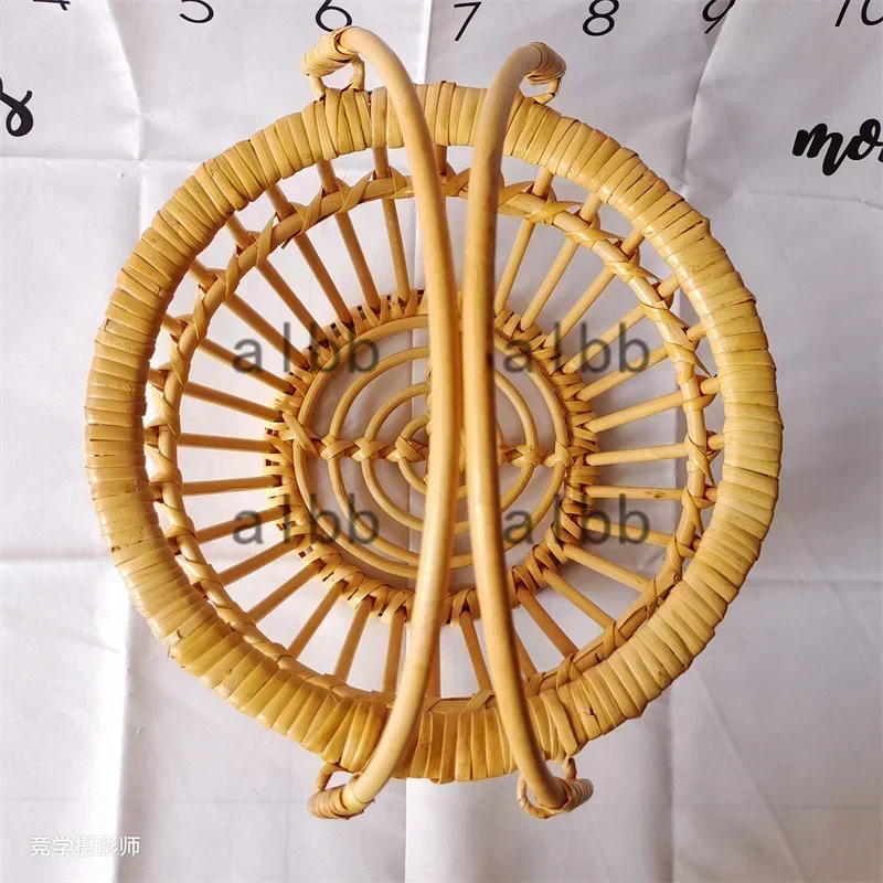 cesta-de-almacenamiento-de-ratan-tejida-a-mano-con-doble-asa-estructura-redonda-de-estilo-retro-ideal-para-la-decoracion-de-escenarios-de-fotografia-de-retratos-en-estudio-y-como-accesorio-fotografico