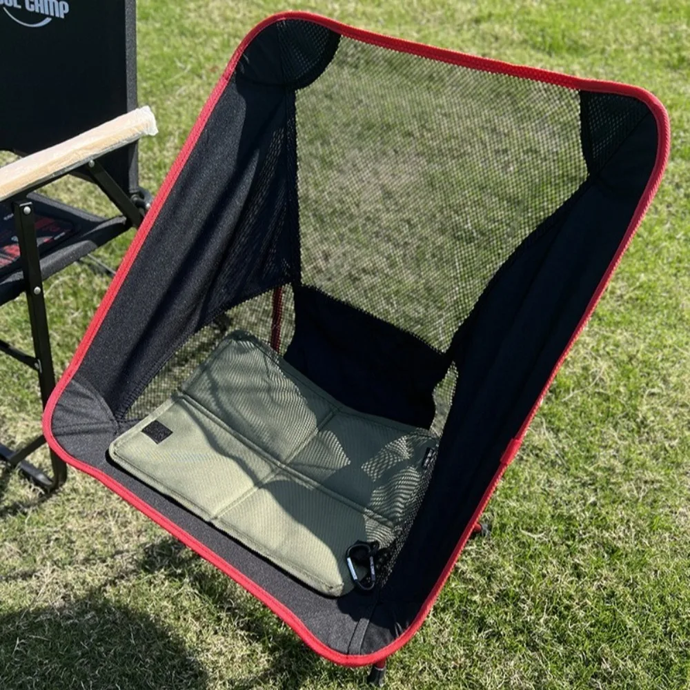 وسادة مقعد متينة قابلة للطي مع حلقة تسلق مقاومة للماء وسادة تخييم محمولة من قماش أكسفورد بتصميم بسيط بساط جلوس قابل للطي #1