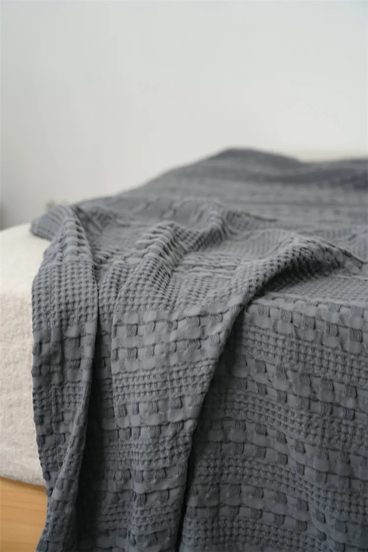 Waffel karierte Baumwoll-Sofa-Einwurf decke, Luft zustand Sommer-Quilt-Decken für Betten, weiches Heim bettdecke, solide Tages decke – Detail 19