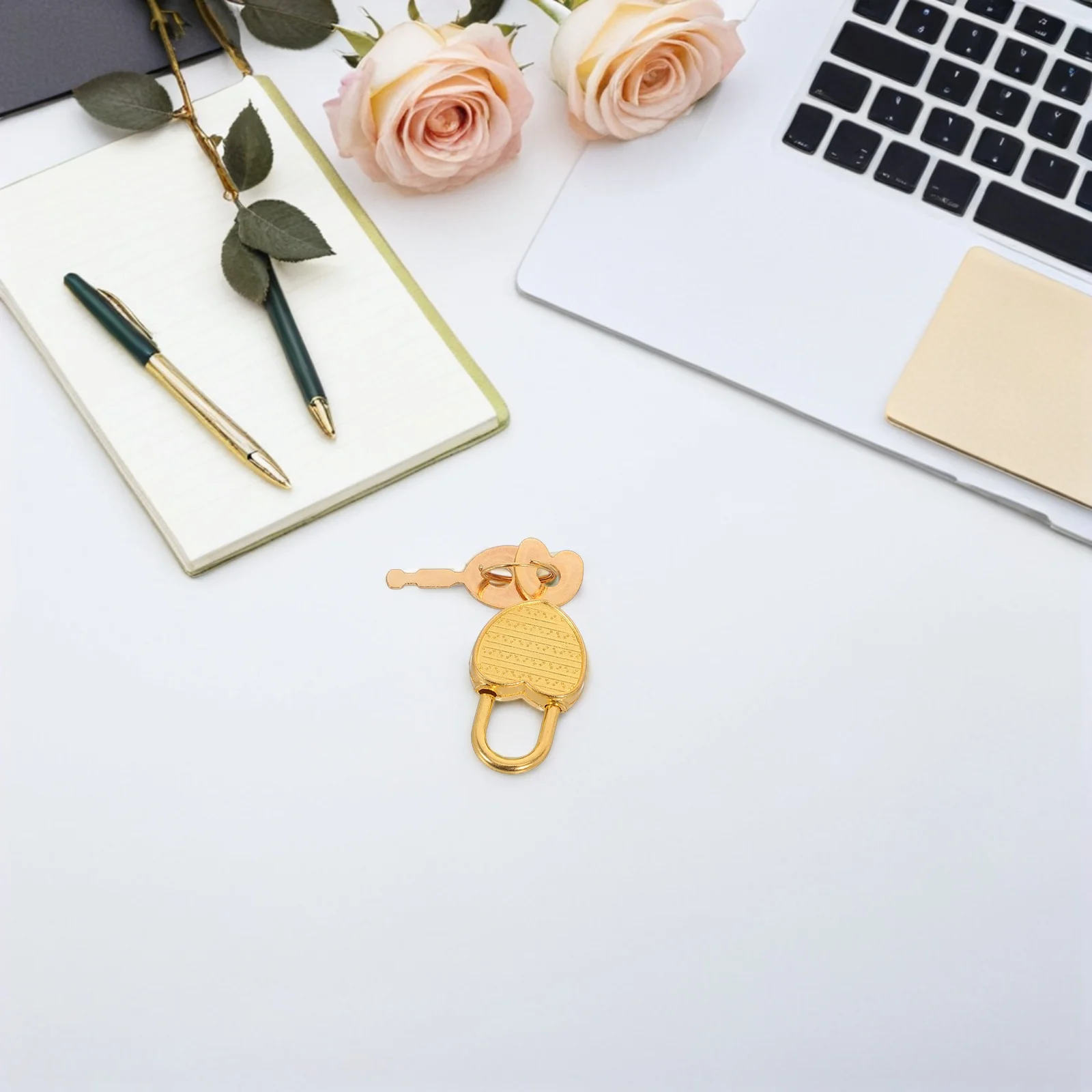 

Heart-Shaped Lock Notebook Mini Gold Padlock for Diary Security Small Journal Iron Portable Personal Privacy Metal Handbag