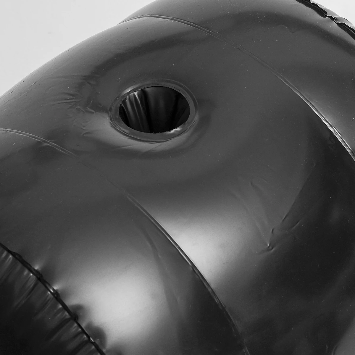 黒の半円形のインフレータブル枕、屋外旅行用インフレータブル枕、体のインフレータブルクッションを収納できます