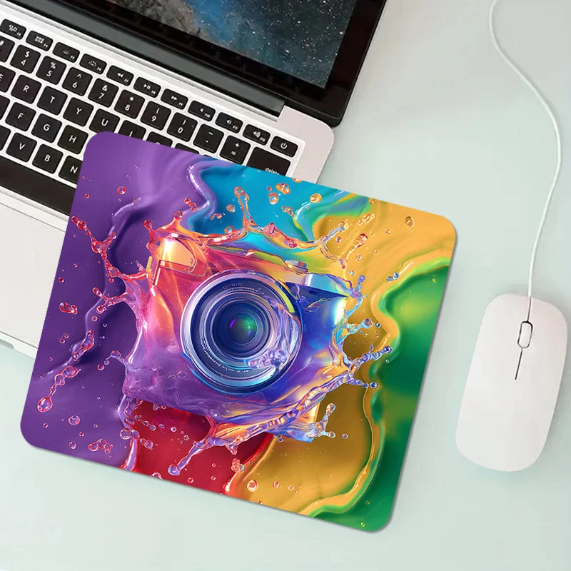 

The color camera pattern square mouse pad with anti-slip rubber is portable and suitable for both home and office use