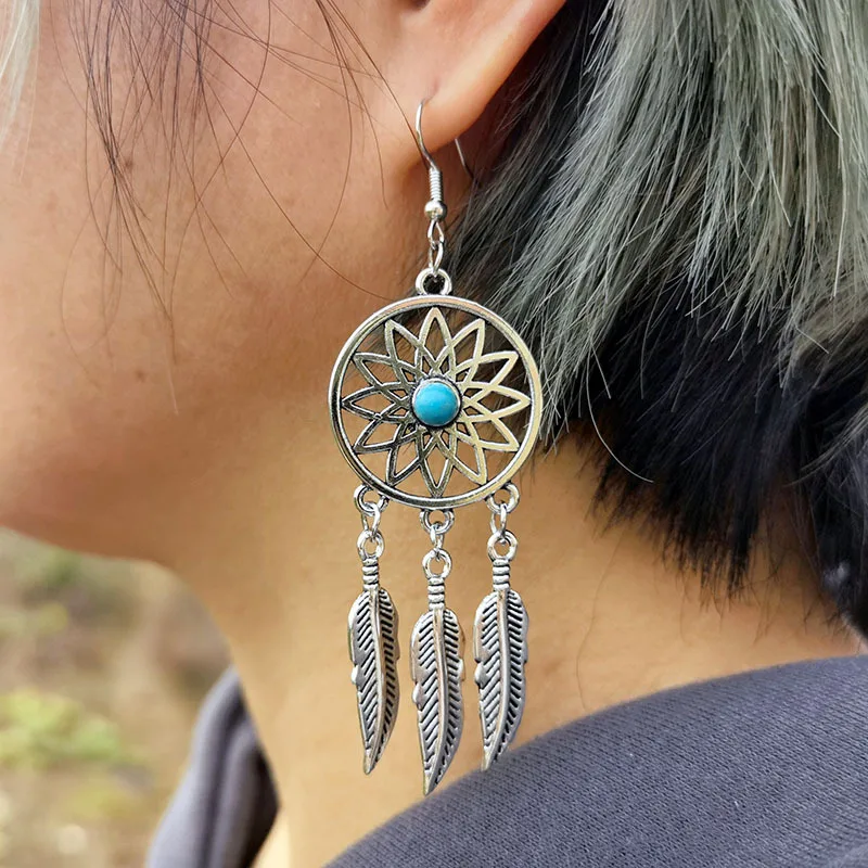 Imitation Turquoise Dream Catcher Feather Earrings for Women Gothic Wizard Vintage Fashion Silver Color Tassel Jewelry VGE186