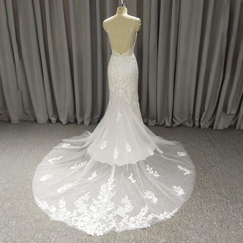 Spaghetti Strap V Neck Wedding Dress Wedding Gown A-line Sexy Bridal Dress Custom Size Charming Bridal Gown vestido de novia
