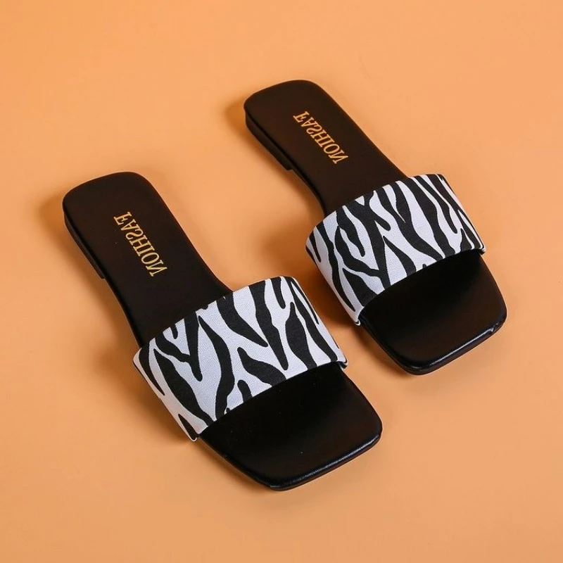 Platte Slippers Dames Nieuwe Vierkante Kop Zebraprint Lichte Antislip-Lijn Strandsandalen