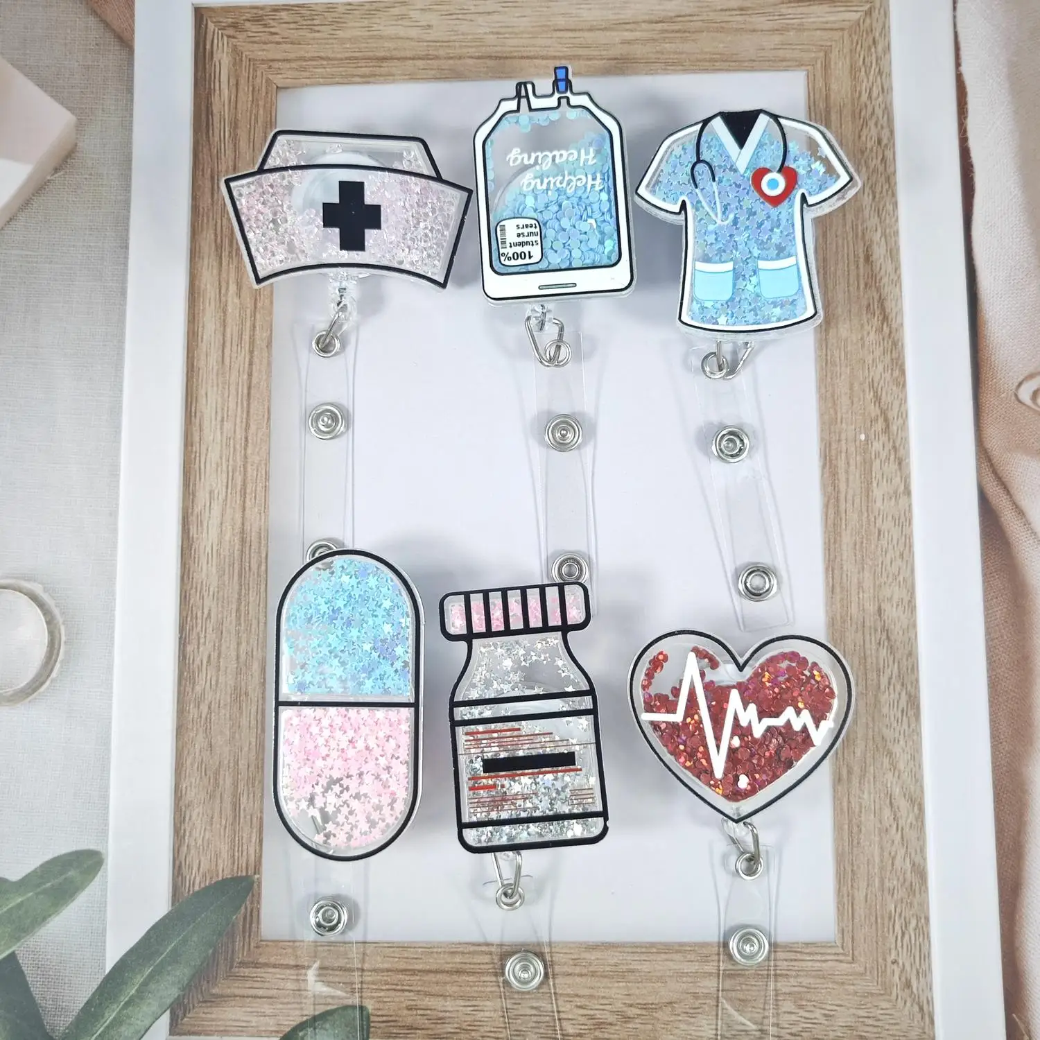 Korean Ins Style Quicksand Acrylic Badge Reel Retractable Medical Clip for Nurse ID Student Factory Worker Identification