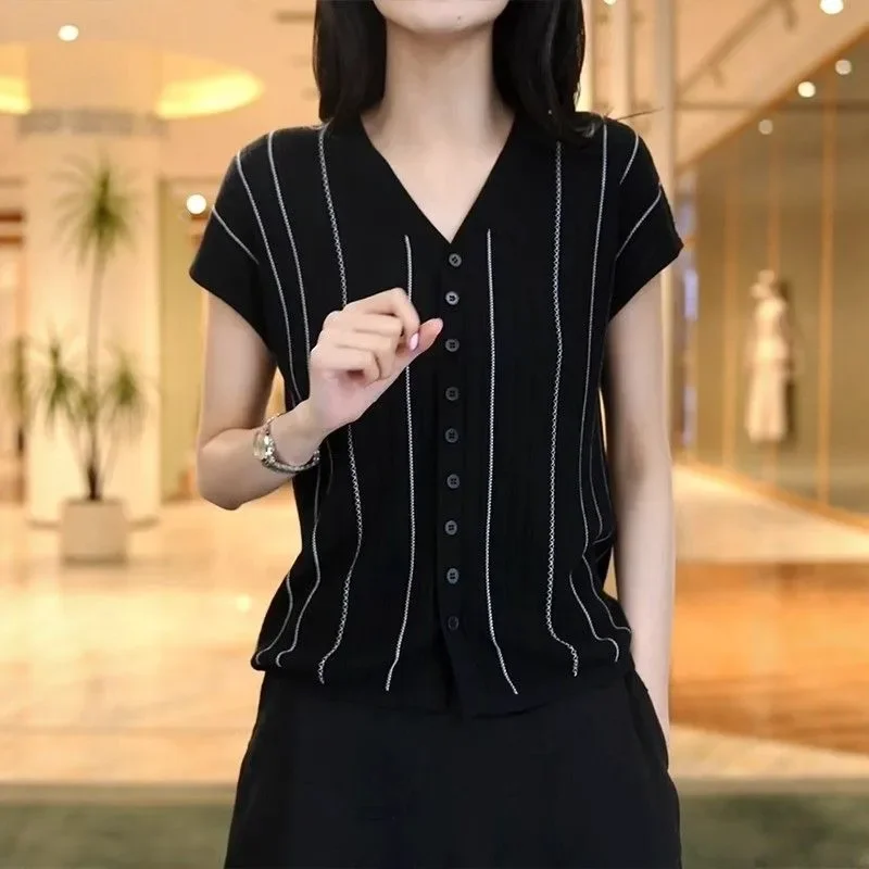 Women's V-neck Cap Sleeve  Top Vertical Stripe Button Front Slim Fit Casual Summer Blouse
