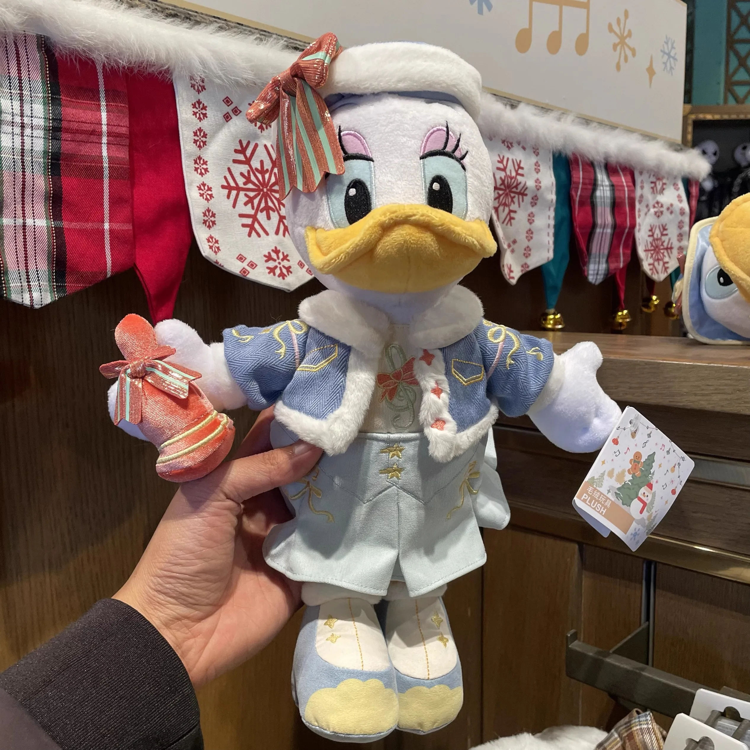 Shanghai Disneyland Christmas 2024 Mickey Mouse, Minnie Mouse, and Donald Duck Plush Toy Keychain Souvenir view 3