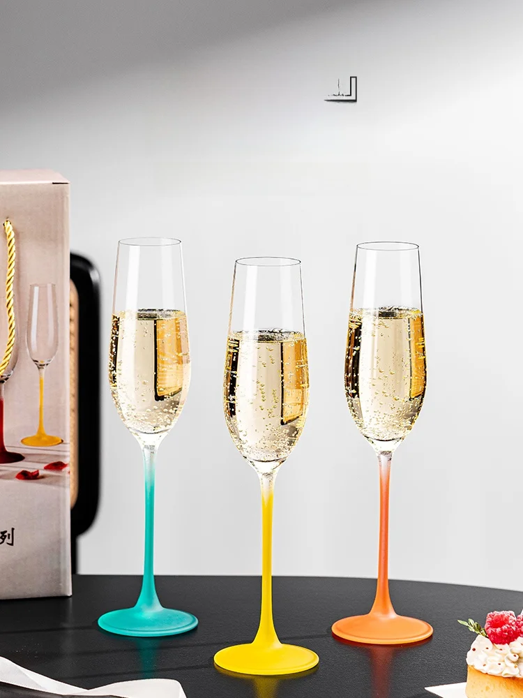 2026 New Champagne Glass Set Home High Foot Crystal Glass Cup Foaming Wine Glass Gift Box Nordic Style Pure Color Champagne Cup