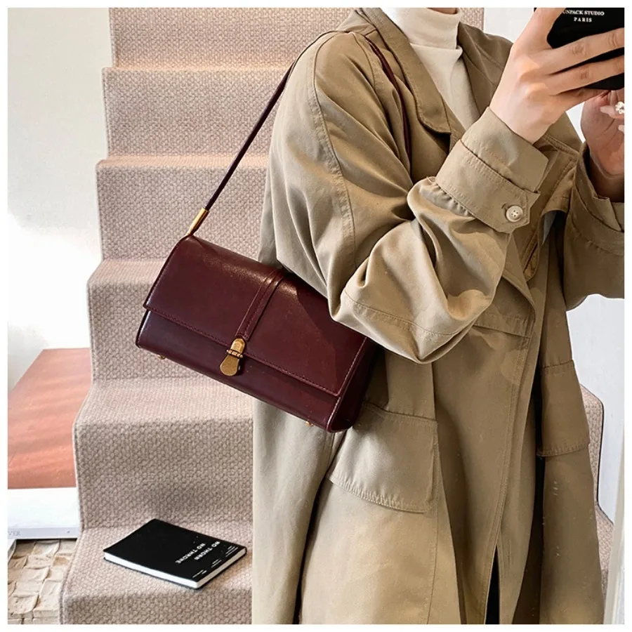 

Женская сумка через плечо в стиле ретро, новое поступление 2026. Модная, универсальная квадратная сумка на осень/зиму.