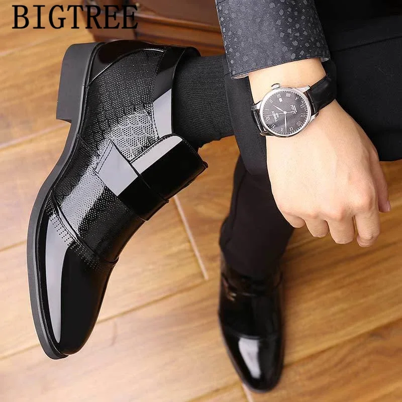 Size 38-44 Black Brown Business Shoes Mens Dress Boots Office Shoes Men Classic Patent Leather Winter Boots Men Formal Shoes