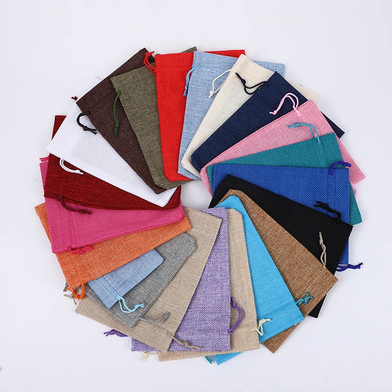 50pcs/lot 15x20cm Drawstring Linen Bags Jute Burlap Pouches for Wedding Christmas Gifts Packaging with Customizable Logo