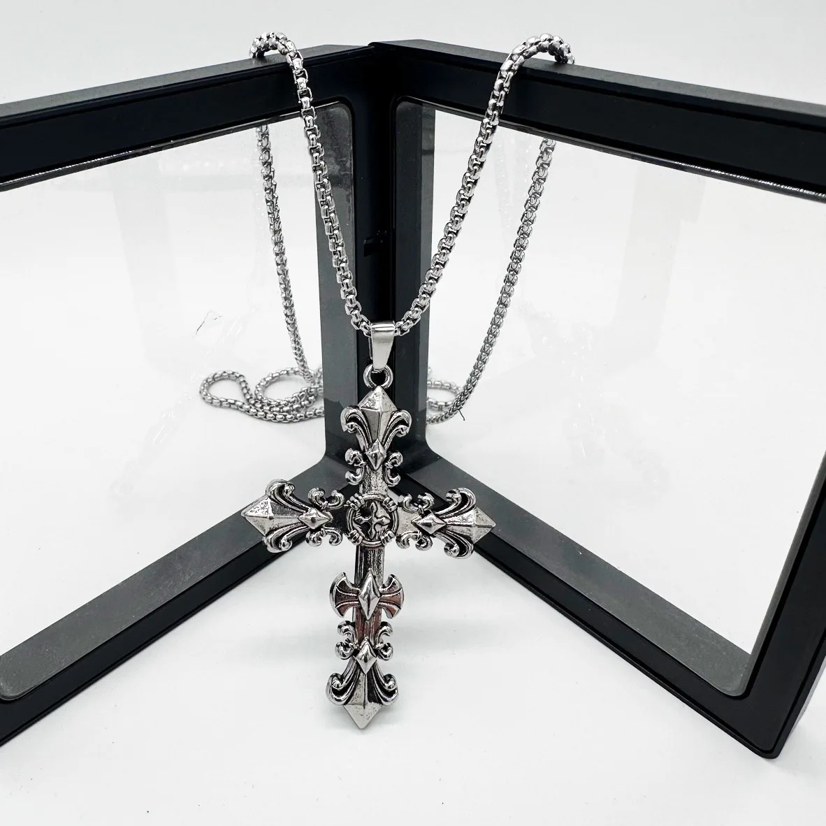 Hip-Hop Trendy Brand for Men Women Necklace Flame Cross Simple Pendant Retro Accessories Sweater Chain Jewelry Gift