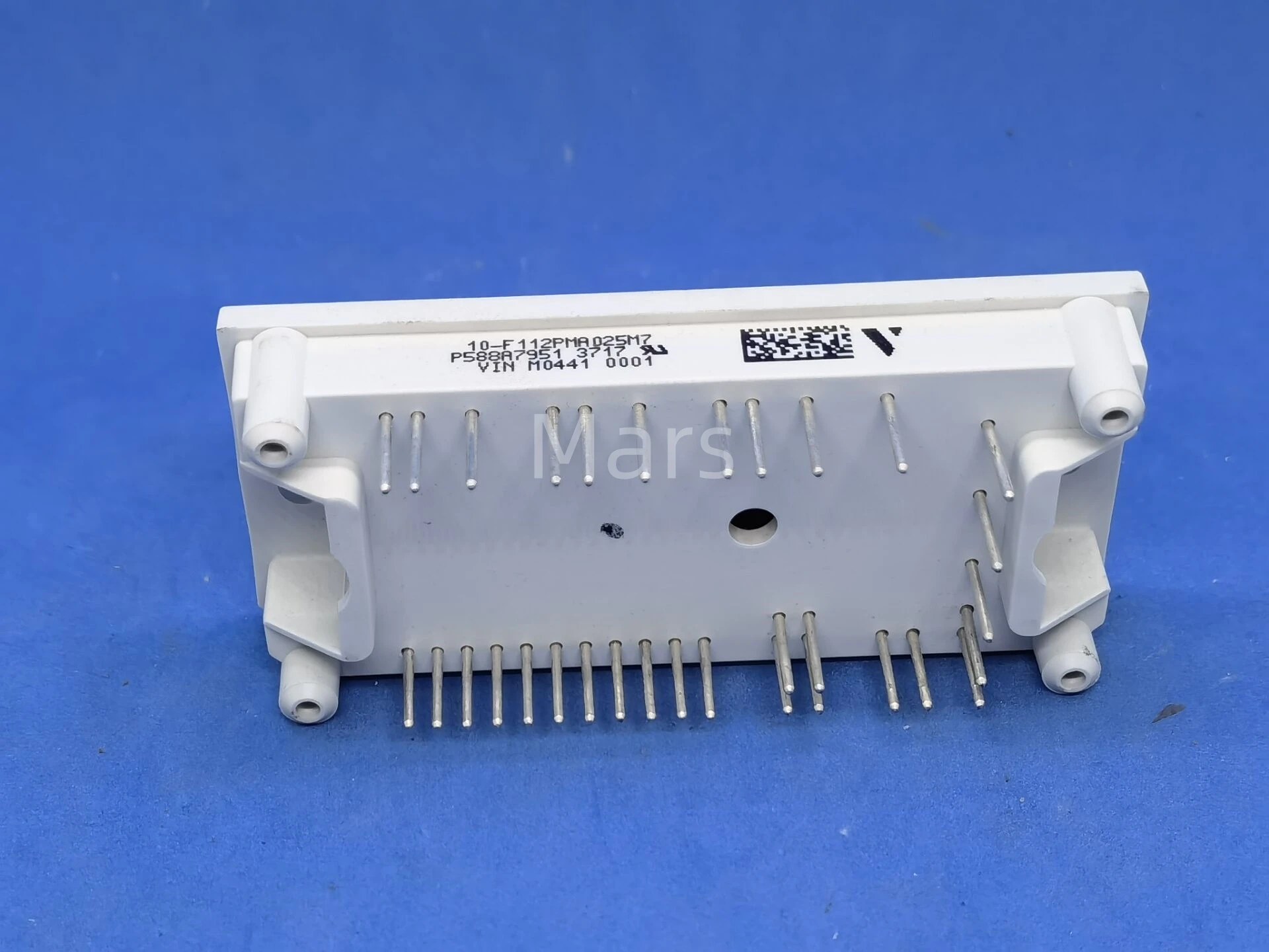 

10-F112PMA025M7 P588A7951 10-F112PMA015M7 P587A7951 НОВЫЙ
