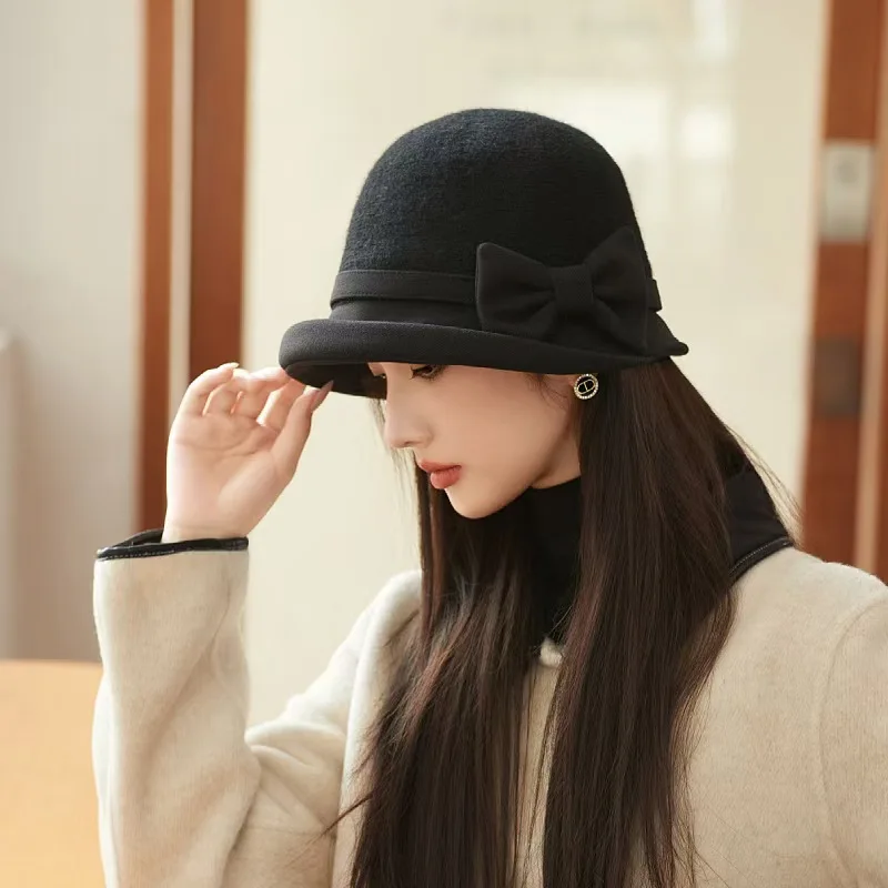 

Autumn and winter new hat women's French retro small fragrance style heiress top hat Hepburn style woolen fisherman hat