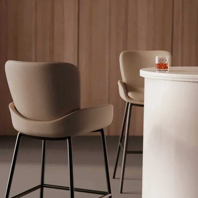 섬 스타일 식탁 바 의자 높은 가죽 철제 파티 바 스툴 우아한 럭셔리 인체공학적 모던 작은 가구